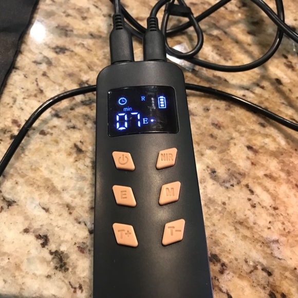 Face & Neck Red, Blue & Yellow lights $55 - Picture 8 of 16